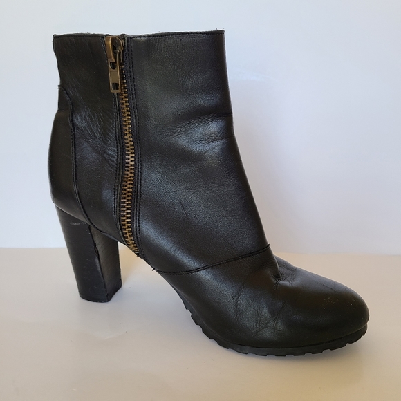 DL black leather Booties sz. Sz. 40 (7 US) - Picture 9 of 11